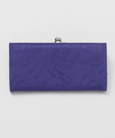 【カヤ】透かし花がま口長財布