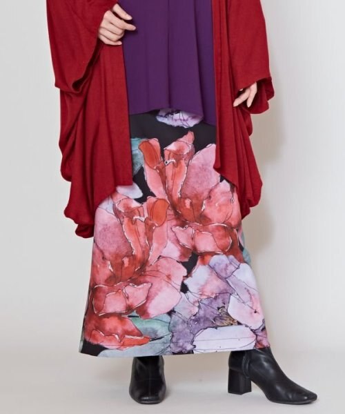 【タグ付き未使用品❗】茶色地にピンクの花が上品な巻きスカート38M カヤ】花滲みならい巻きスカート｜カヤの通販｜&mall（アンド