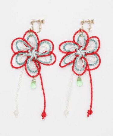 【カヤ】組み花イヤリング