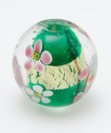 【カヤ】とんぼ玉金銀箔梅　2cm