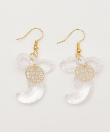 【カヤ】勾玉結びピアス