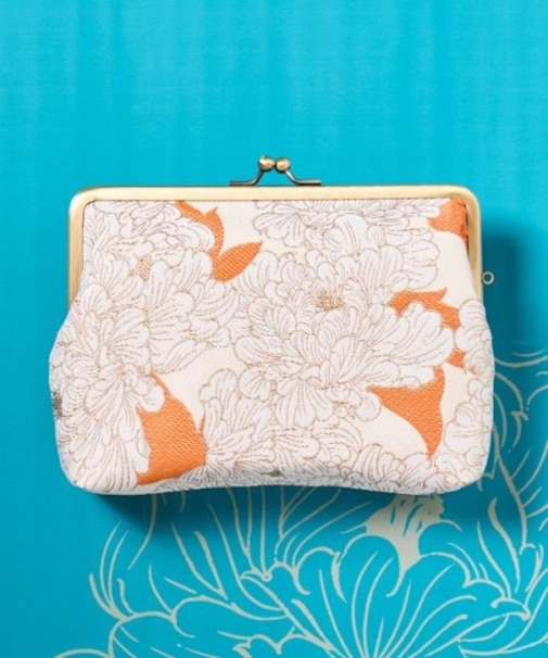 【カヤ】華やか四角マルチがま口