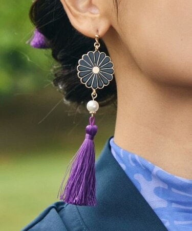 【カヤ】菊花ピアス