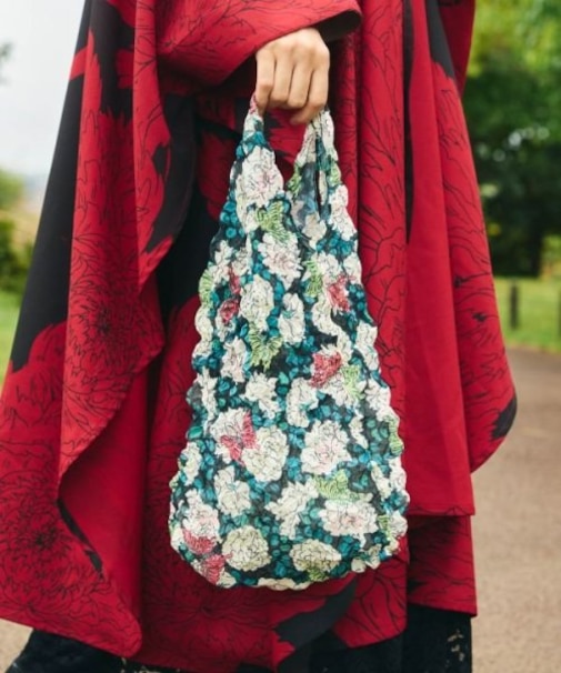 【カヤ】しぼり華バッグ