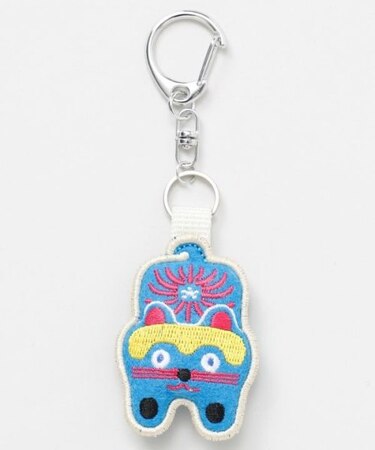 【カヤ】日本の民芸刺繍キーホルダー