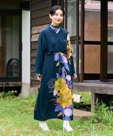 【カヤ】花綴りならいワンピース