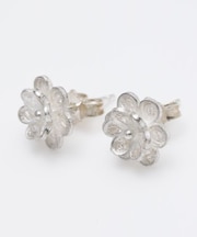 【欧州航路】銀細工マルタフィグリー ダブルフラワーピアス