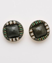 【欧州航路】【Fromチェコ】チェコボタンモアピアス