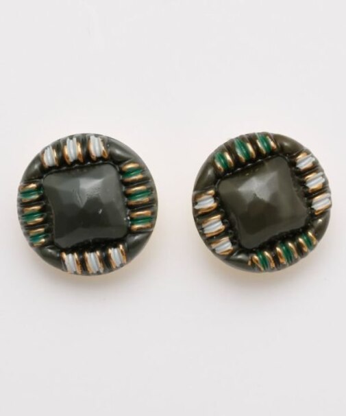 【欧州航路】【Fromチェコ】チェコボタンモアピアス