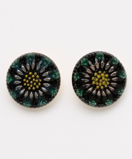 【欧州航路】【Fromチェコ】チェコボタンモアピアス