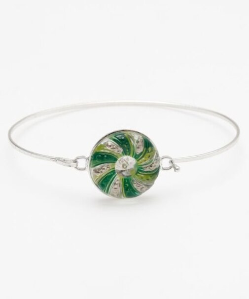 【欧州航路】【Fromチェコ】チェコボタンリアバングル シルバー