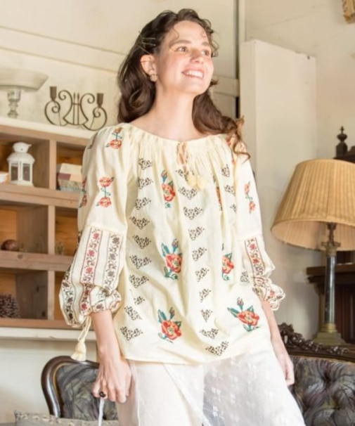 【欧州航路】マクディル刺繍ブラウス