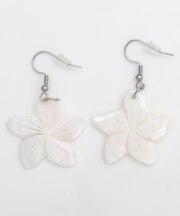 【マウナロア】プルメリアシェルピアス