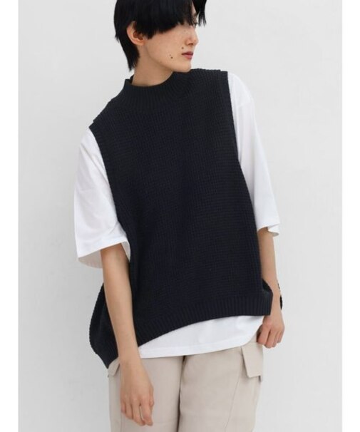 ハイネックニットベスト