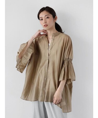 ベルスリーブブラウス