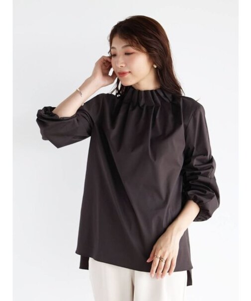 ギャザーカラーブラウス