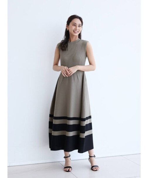 ノースリーブ配色ニットワンピース