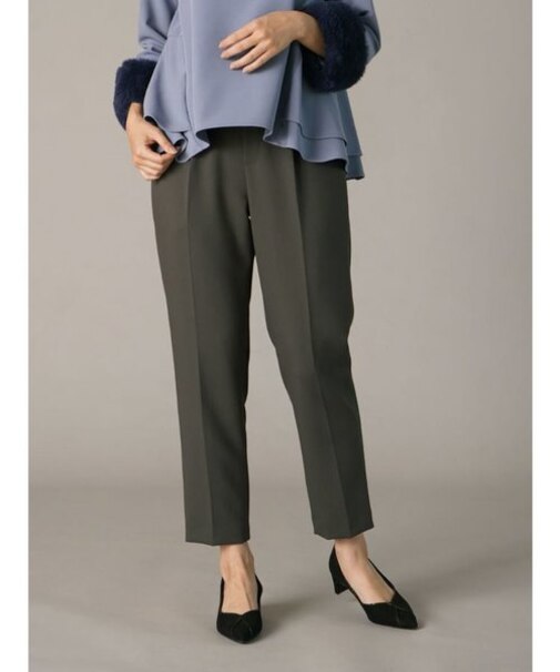 フロントリボンテーパードパンツ