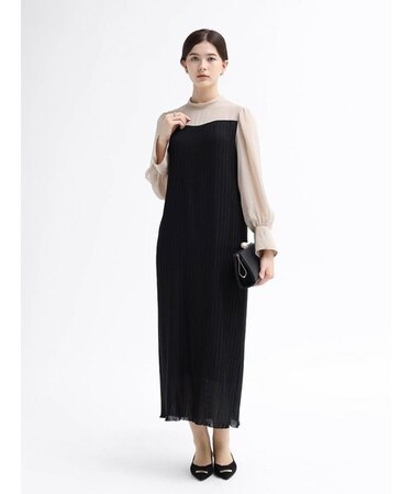 シアースリーブプリーツドレス