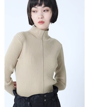 ワンラインタイトニット