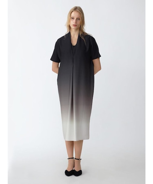 2重Vネックグラデーションワンピース