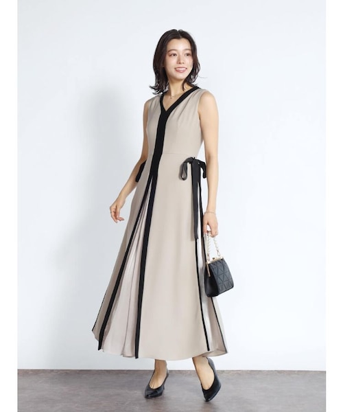サイドリボンバイカラーロングワンピース｜メドックの通販｜&mall