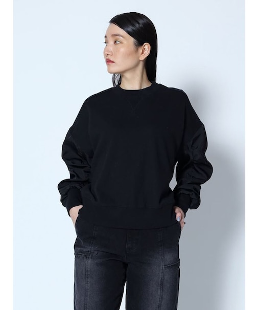 シャーリングデザイントップス