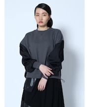 シャーリングデザイントップス