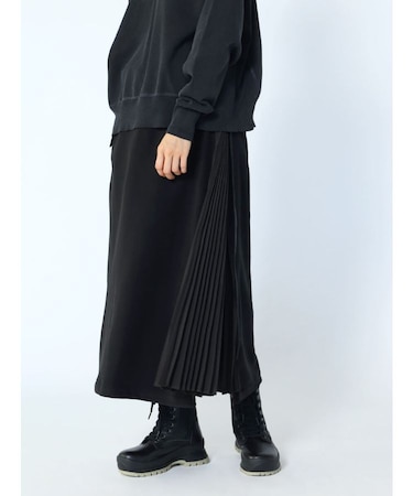 プリーツドッキングフリーススカート