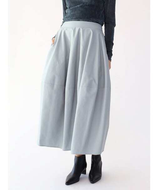 タフタコクーンスカート