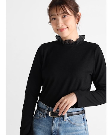 フリルネックリブカットソー