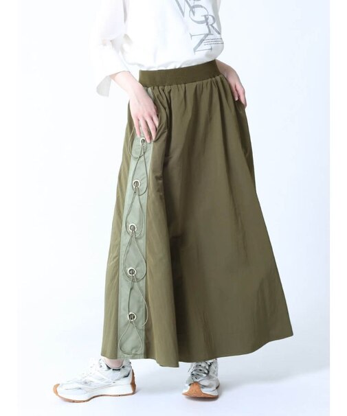 サイドリングフレアスカート