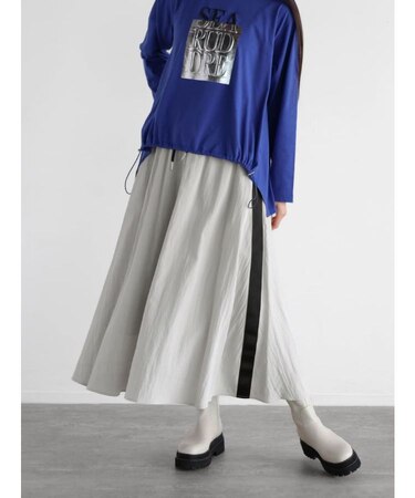 ドロストデザインフレアスカート