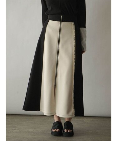 バイカラーロゴテープボンディングスカート