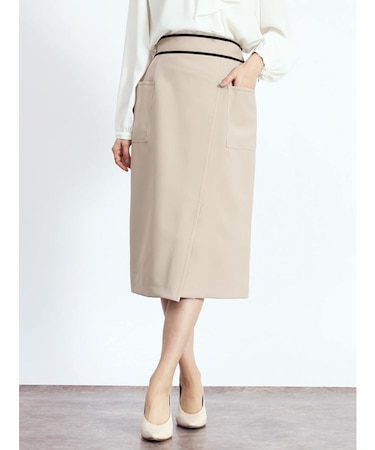 パイピングデザインタイトスカート