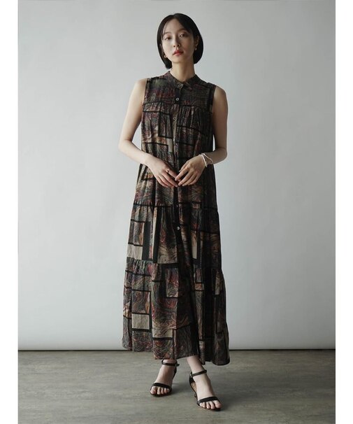 エスニックプリントノースリーブワンピース