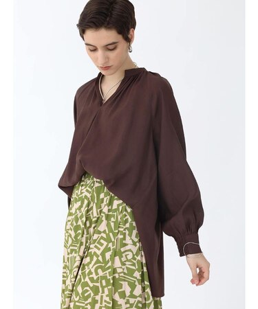 スキッパーギャザーブラウス