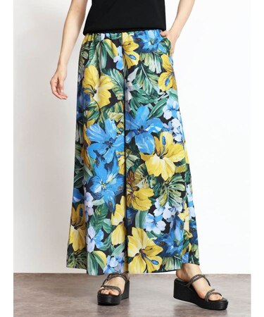 トロピカルフラワープリントパンツ