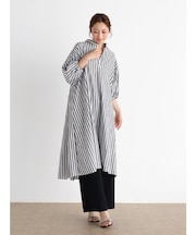 バックボタンストライプワンピース