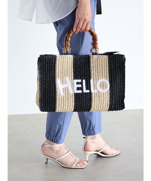 to BE CHIC バンブーハンドルペーパートートバッグ to BE CHIC バンブーハンドルペーパートートバッグ - メルカリ