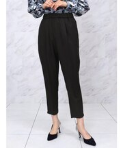 センタープレステーパードパンツ