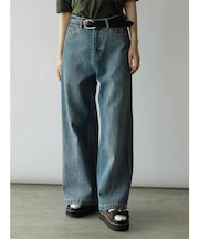 バックボタンデザインデニムパンツ