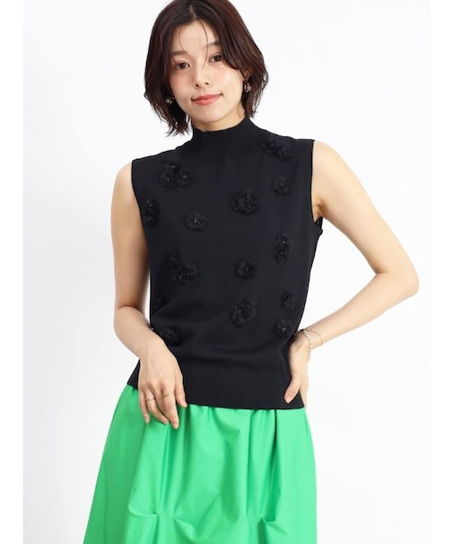 立体フラワーモチーフノースリーブニット（black、camel、renga）