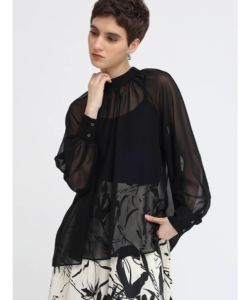 ギャザーネックシアーブラウス