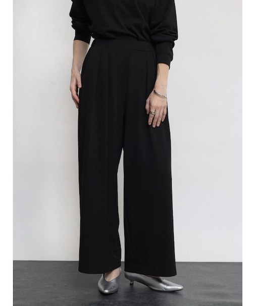 ストレッチタックワイドパンツ