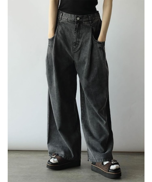 コットンセルロースブラックデニムタックパンツ