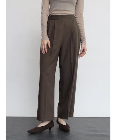 センタープレスツータックパンツ