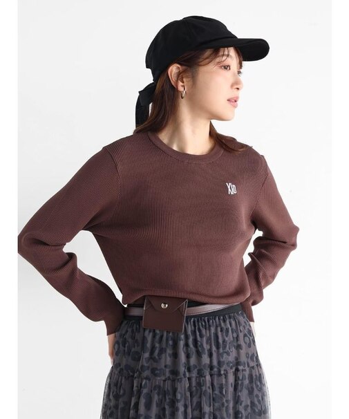 ワンポイントロゴリブニット