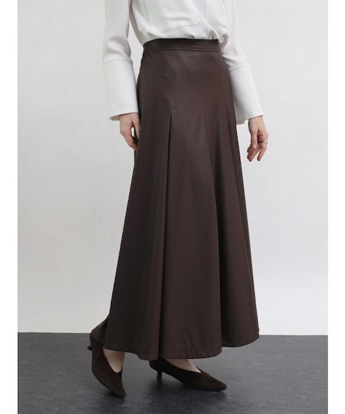 フェイクレザーフレアスカート｜メドックの通販｜&mall（アンド