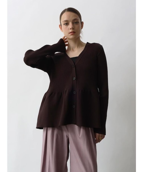 フレアヘムリブニットカーディガン